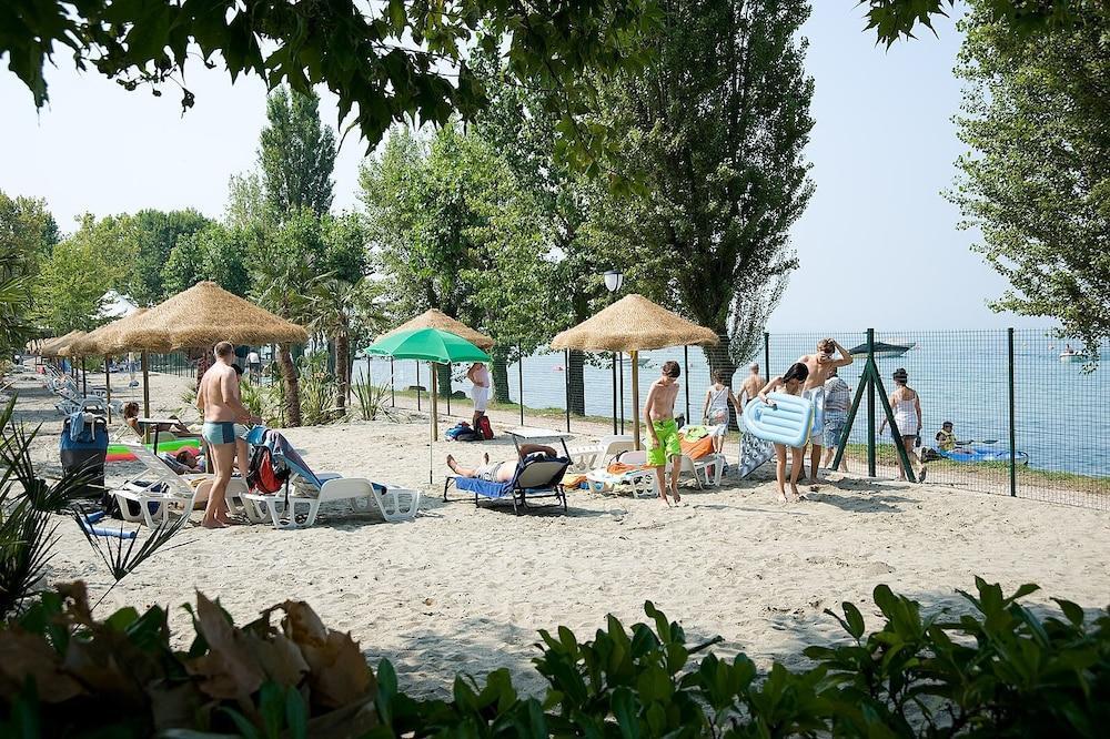 Happy Camp Mobile Homes In Camping Cisano San Vito Bardolino Buitenkant foto