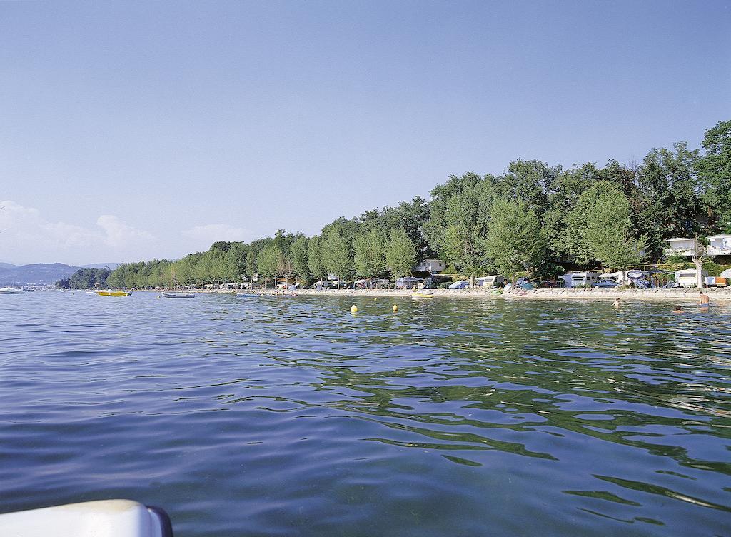 Happy Camp Mobile Homes In Camping Cisano San Vito Bardolino Buitenkant foto